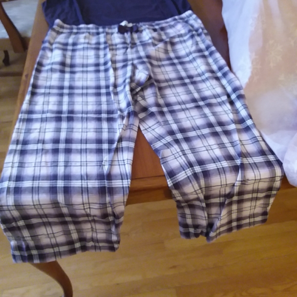 3 piece pajama set - Picture 4 of 8